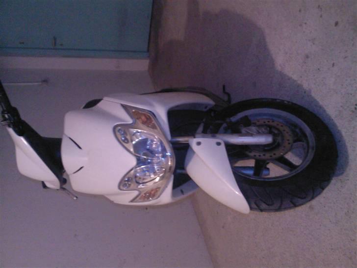 Yamaha Jog R SOLGT 8000 kr billede 4