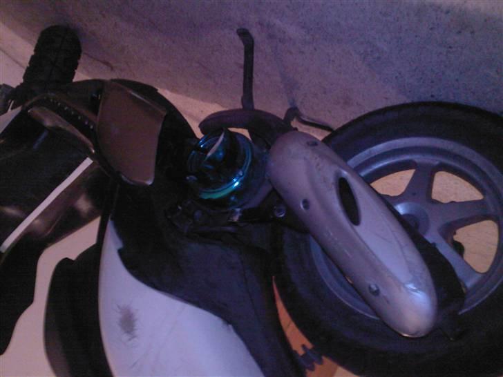 Yamaha Jog R SOLGT 8000 kr billede 6