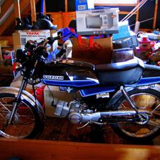 Suzuki Samurai DM50