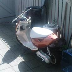 Aprilia Sonic AC