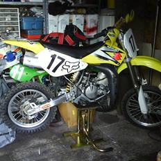 Suzuki rm 85