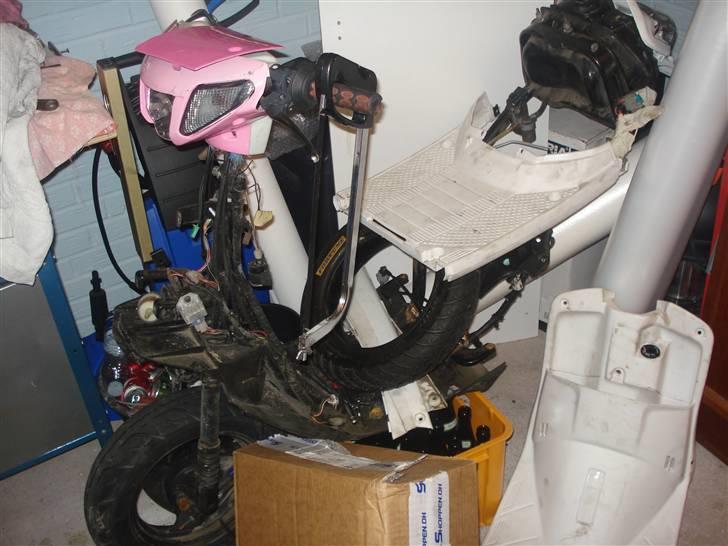 Yamaha jog AS før bytte billede 1