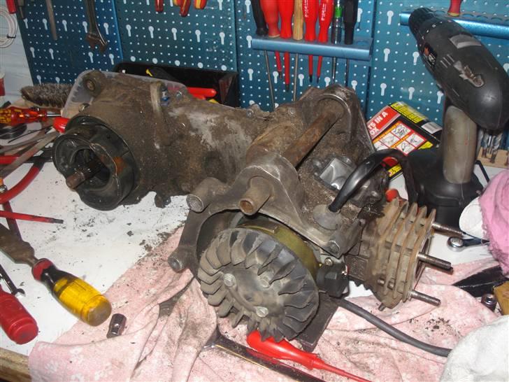 Yamaha jog AS før bytte billede 5