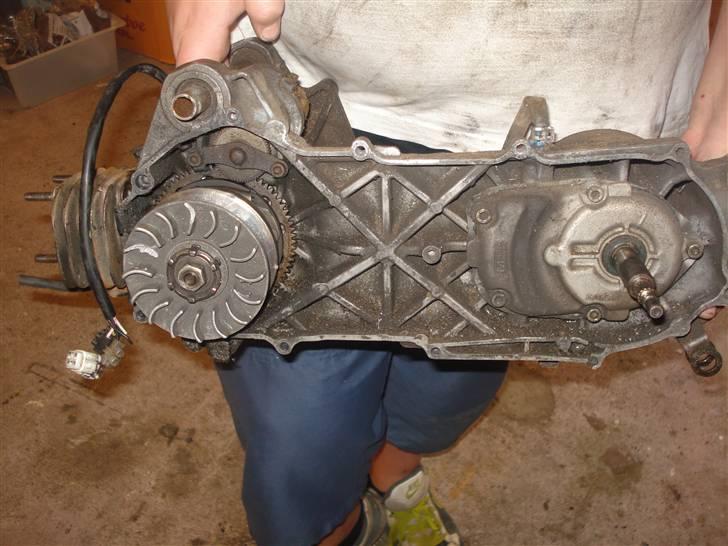 Yamaha jog AS før bytte billede 6