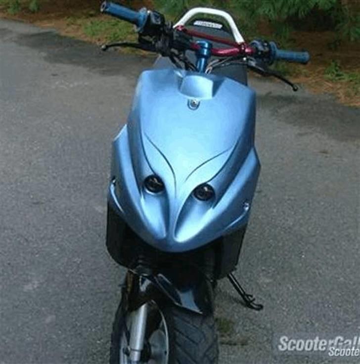 PGO Hot 50/Tornado billede 5