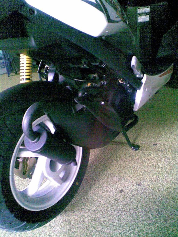 Sym jet sport BACK SOM NY-ILU billede 3