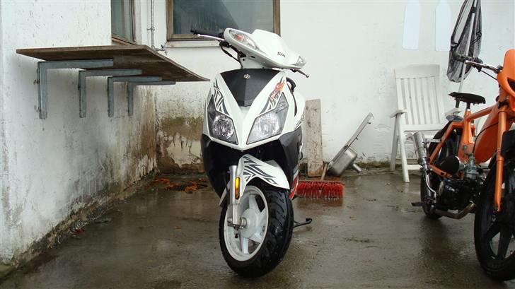 Sym jet sport BACK SOM NY-ILU billede 4