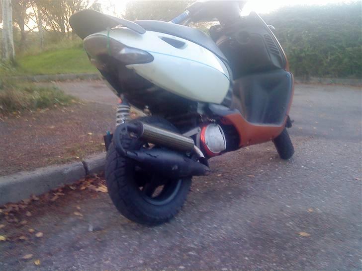 Aprilia Sonic MHR SOLGT  billede 2