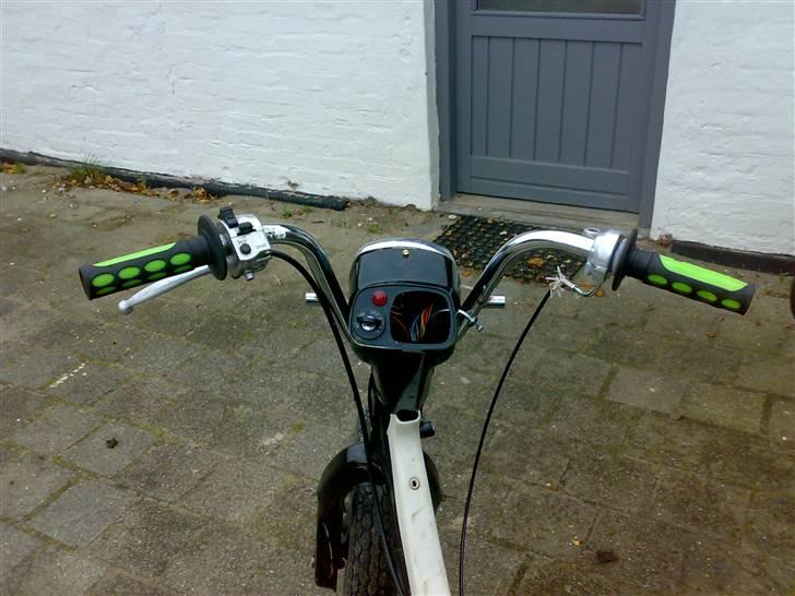 Suzuki FZ 50  BYTTET - De nye håndtag billede 6