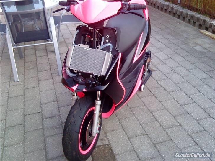 Yamaha Jog RR |.| PINKY |.| VæK billede 7