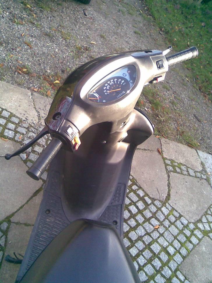 PGO comet std solgt billede 4