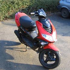 Peugeot Speedfight2 - SOLGT :-)