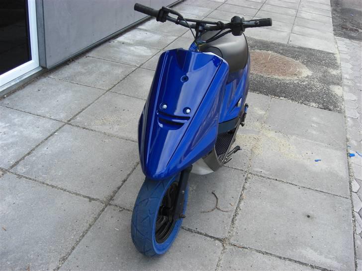 Yamaha Jog FS byttet - taget den 08/04/09, UNDER SKJOLDET ER SORT NU ! billede 5