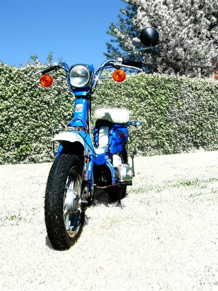 Suzuki FZ50 - SOLGT - 12/05 - 2009 billede 1