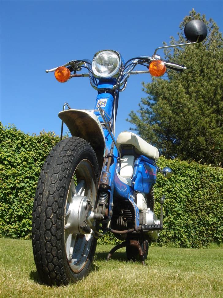 Suzuki FZ50 - SOLGT - 12/05 - 2009 billede 3