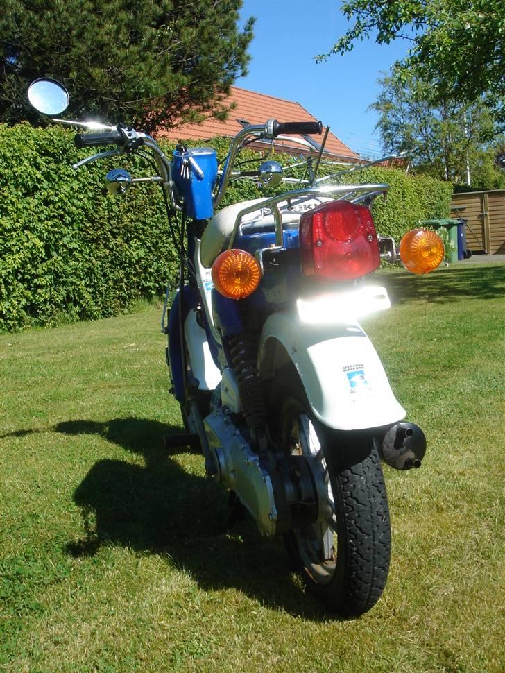 Suzuki FZ50 - SOLGT - 12/05 - 2009 billede 7