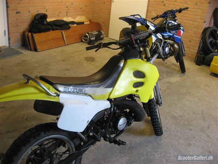 Suzuki Rmx<3 BYTTET TIL JOG! billede 2