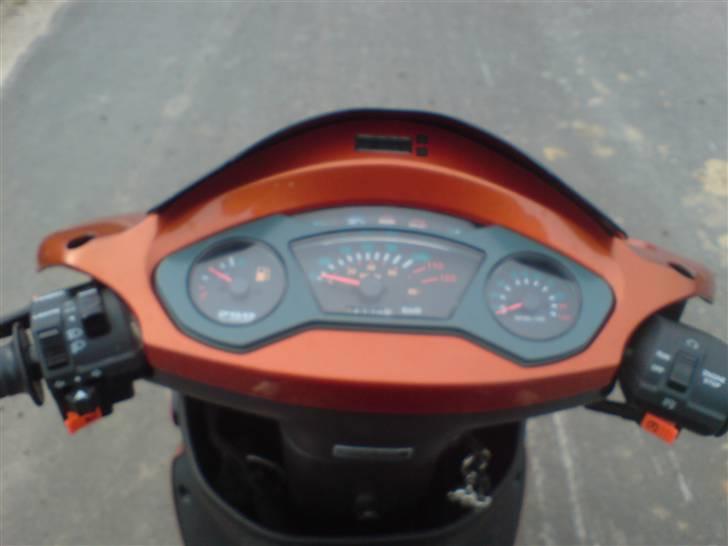 PGO DR. BIG (Før Autolak) - Fine styr, med km/t, Tankmåler, Omd/min  billede 5