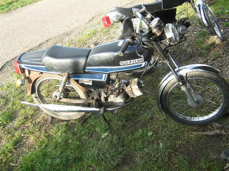 Suzuki dm50 samurai - udstødningen er kun midlertidig indtil jeg for fikset den anden billede 1