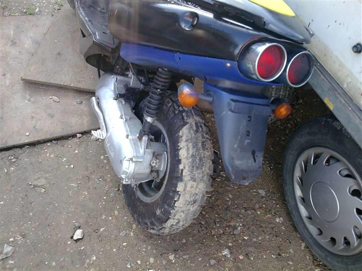 Aprilia SR50 Stealth SOLGT billede 2