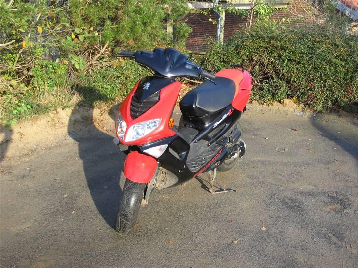 Peugeot Speedfight2 - SOLGT :-) billede 2