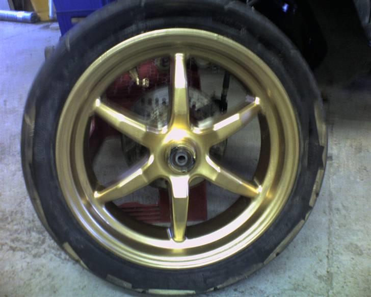 Suzuki Katana (Byttet til Cpi) - ornli syg farve hehe... billede 11