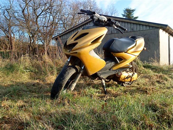 Yamaha aerox byt til hot  billede 1