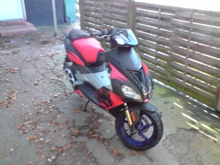 Aprilia SR 50 Factory Til Salg billede 1