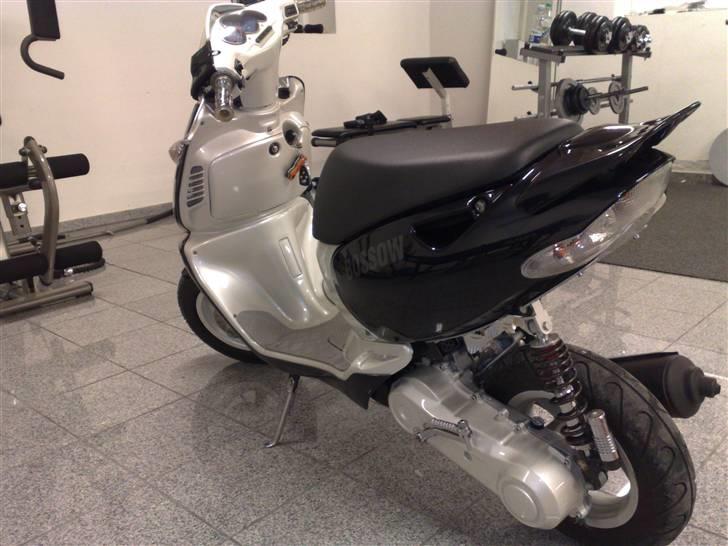 Aprilia sonic SOLGT billede 5