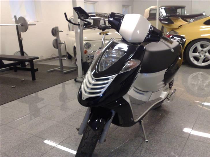 Aprilia sonic SOLGT billede 12