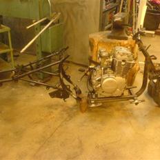 PGO comet 400cc væk