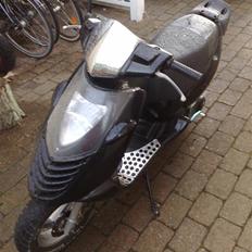 Aprilia sonic  ((( SOLGT )))