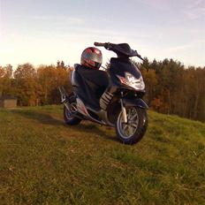 Yamaha jog r  (FØR)