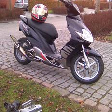 Yamaha jog r  (FØR)