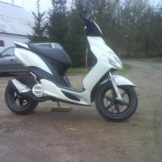 Yamaha Jog R ( EFTER )  BYTTET