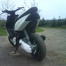 Yamaha Jog R ( EFTER )  BYTTET