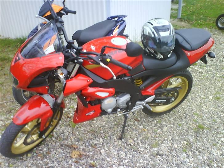 Aprilia Rs 50 Tuono billede 2