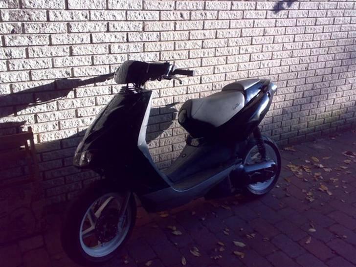 Aprilia SR 50 Tilsalg - Færdig med indstiling, samling og polering billede 3