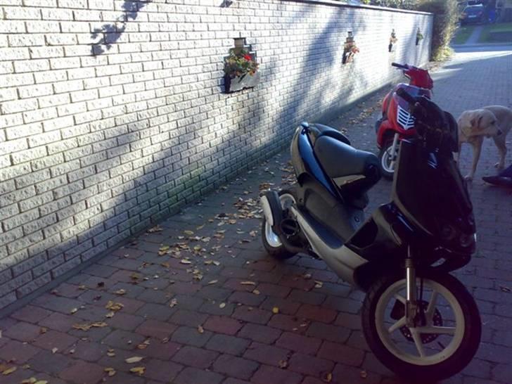 Aprilia SR 50 Tilsalg - Færdig med indstiling, samling og polering billede 4