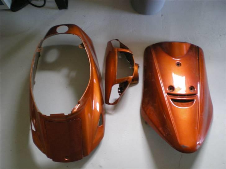 Yamaha Jog FS solgt  - tog lige 2 hurtige billeder af mine orange skjolde.  billede 11