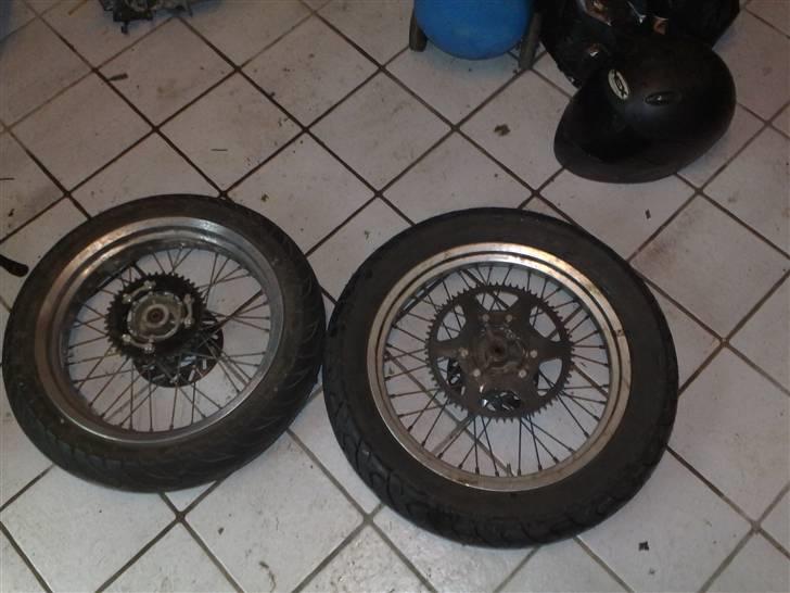 Gilera smt LC DD *Byttet* - før polering (den til venstre)  billede 16