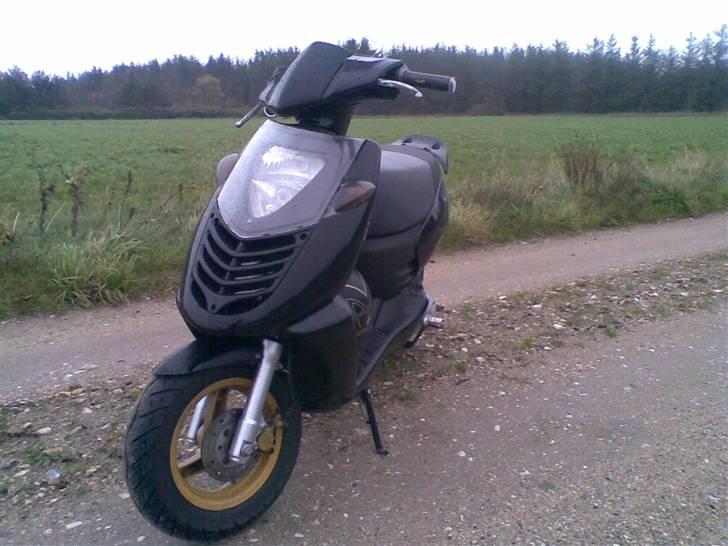 Aprilia Sonic. stjålet billede 1