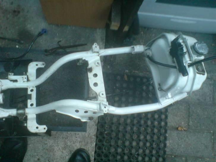 Yamaha jog  solgt billede 8