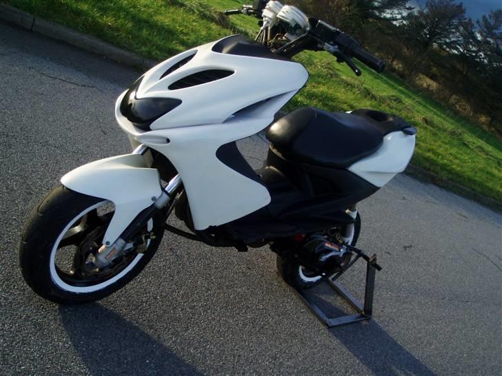 Yamaha Aerox billede 1