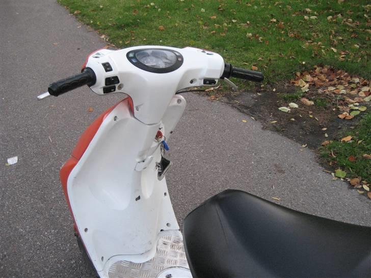 Yamaha Neos TIL SALG! billede 5