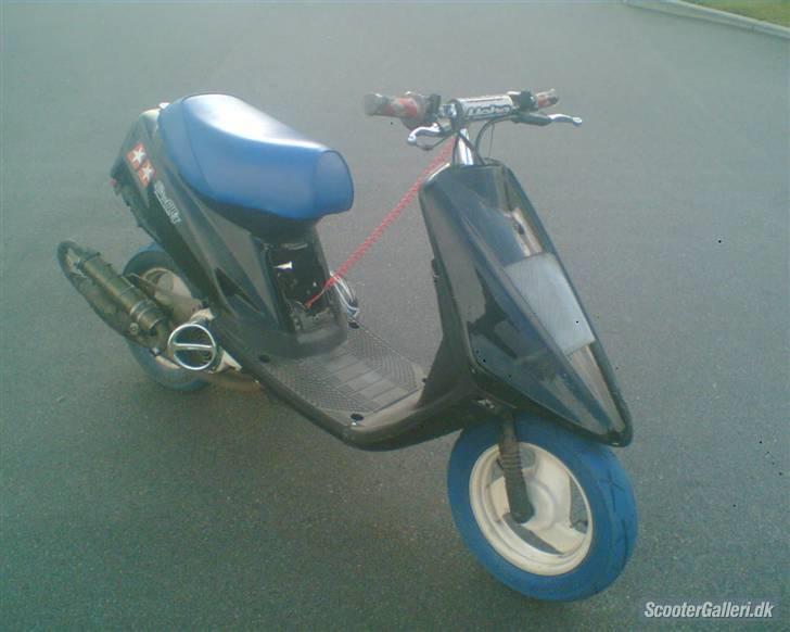Yamaha Jog /Solgt/ - Alle billeder lånt af tidligere ejer, egne kommer hurtigst muligt. billede 1
