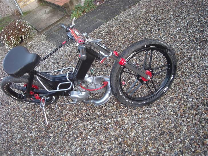 Puch Maxi K Athena 70cc(SOLGT) - I indkørslen billede 4