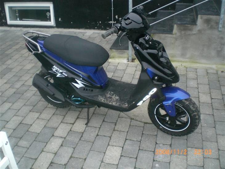 {{currentPhoto.altText}} billede {{currentPhoto.number}}