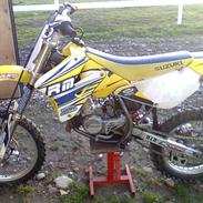 Suzuki rm 85 solgt