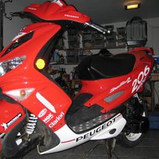 Peugeot speedfight 2